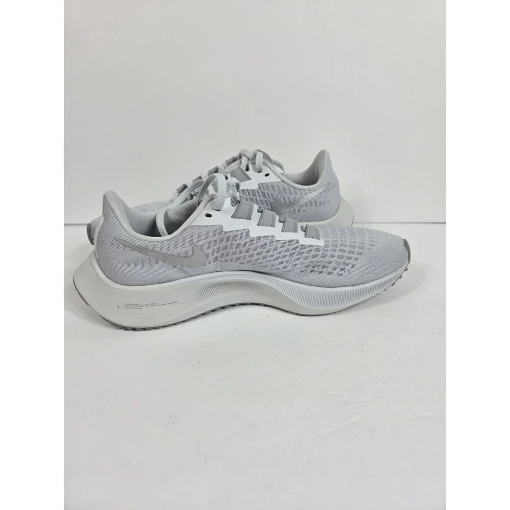 Nike Air Zoom Pegasus 37  WOMEN  9 White Silver Sneaker  ( NO INSOLES )